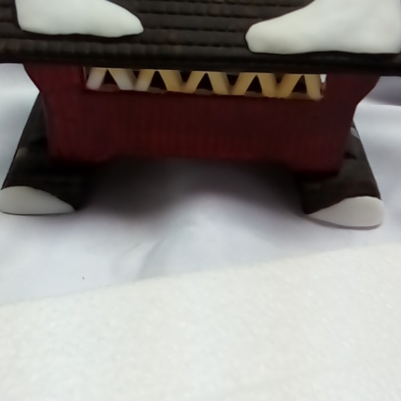 Department 56 "Red covered bridge" #5987-0 heritage village collection w/box - Picture 2 of 7
